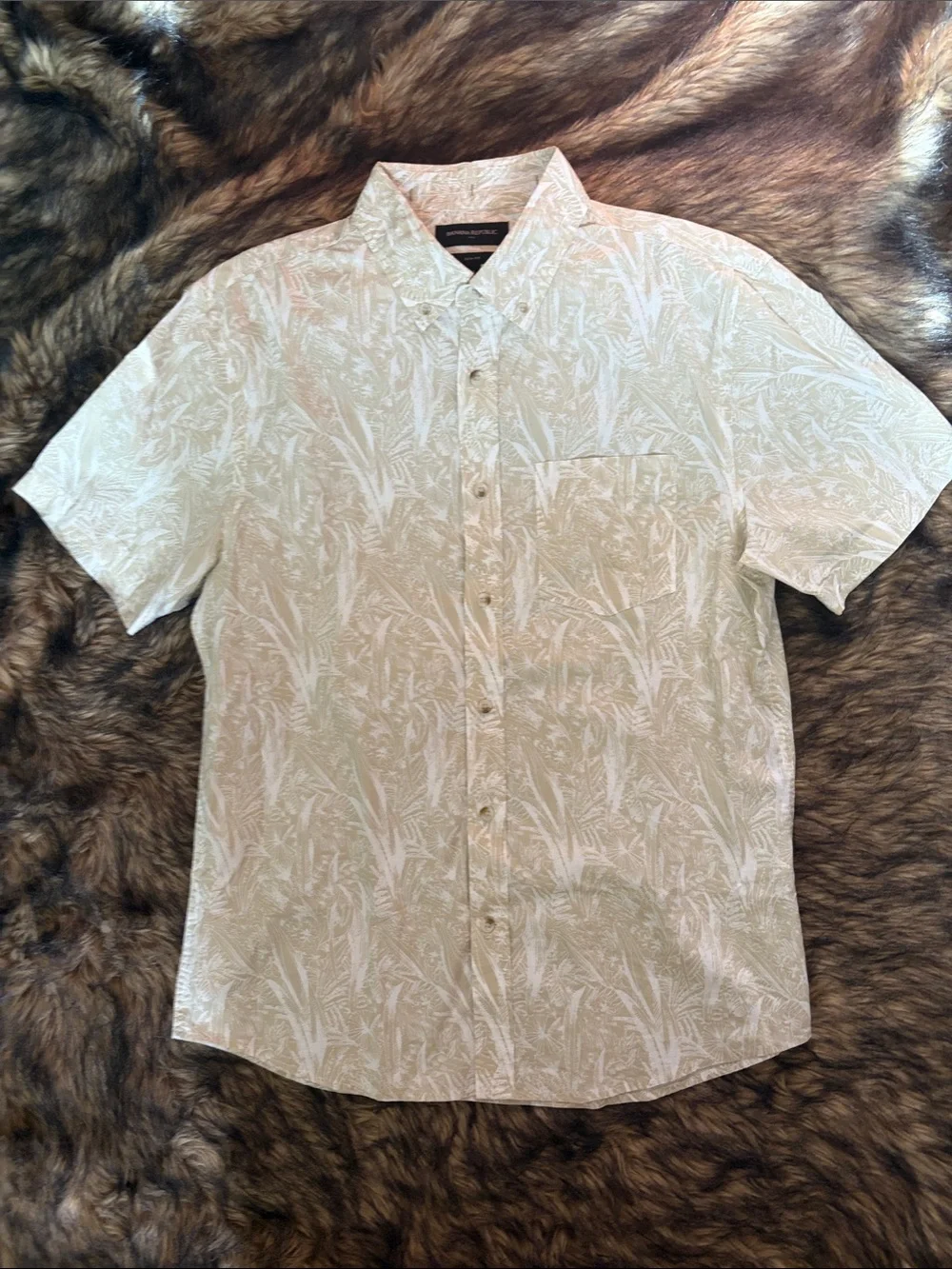 Banana Republic Slim Fit Botanical Print Short-Sleeve Button-Down Size Medium
